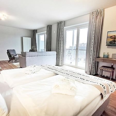 Готель Easy Living Ліст Екстер'єр фото