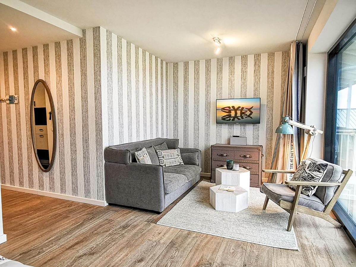 Готель Easy Living Ліст Екстер'єр фото